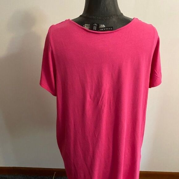 Tahari Pink scoop neck shirt, size 1X - Picture 3 of 5